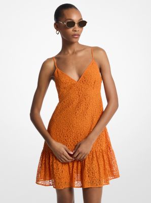 Mini-robe nuisette en dentelle florale en point d’Alençon image number 0