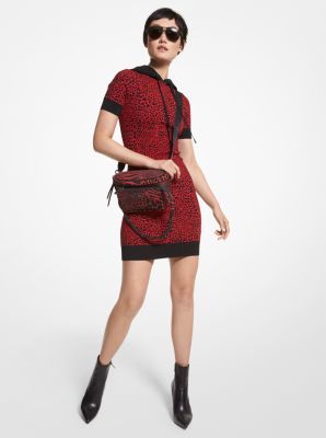 Vestido de jacquard con estampado animal gr&aacute;fico y capucha